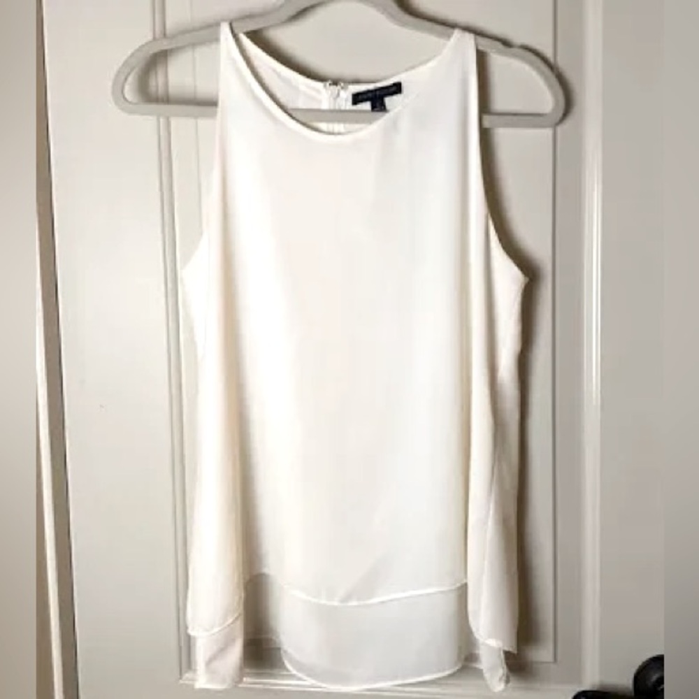 Sleeveless white blouse. Chiffon Layered bottom and longer back. Large - Picture 11 of 13
